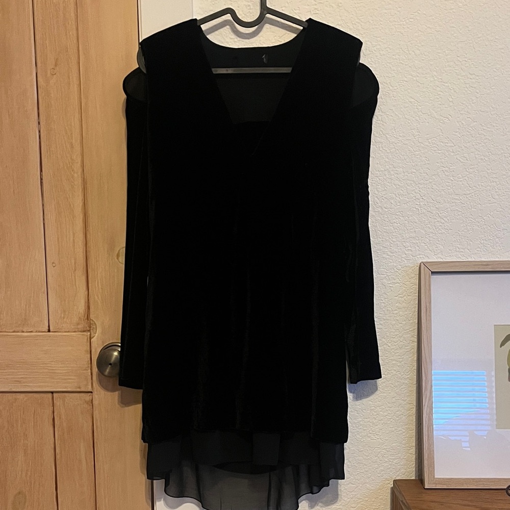 Diesel Elegant Black Velvet Long Sleeve Dress